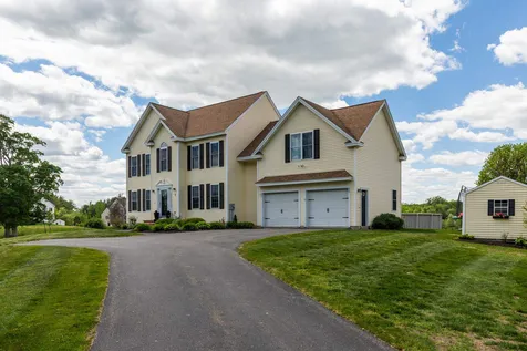 5 Washington Drive Brentwood NH 03833