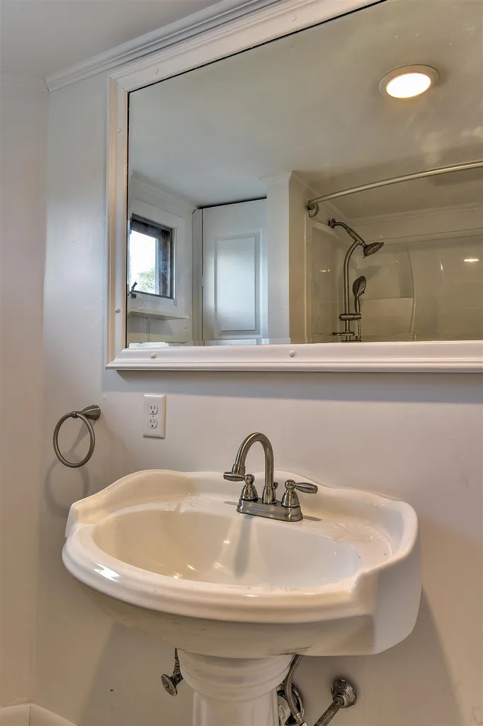 100 Howard Street Keene NH 03431