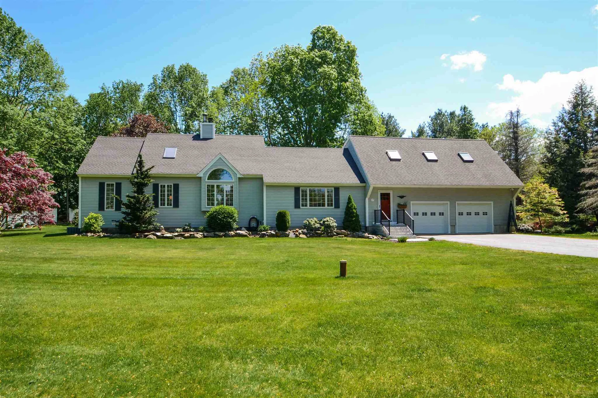 142 Stratham Heights Road Stratham NH 03885