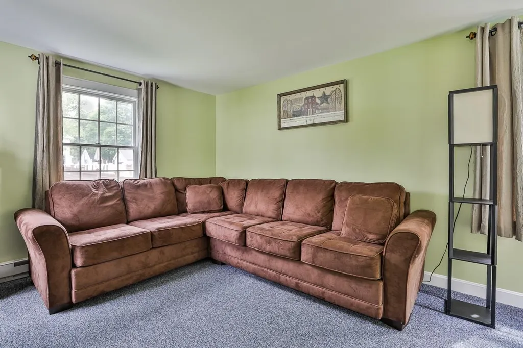 11 Towle Avenue Hampton NH 03842