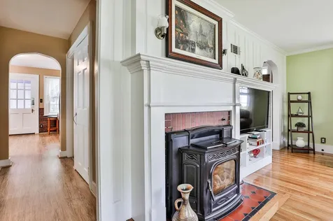 11 Towle Avenue Hampton NH 03842