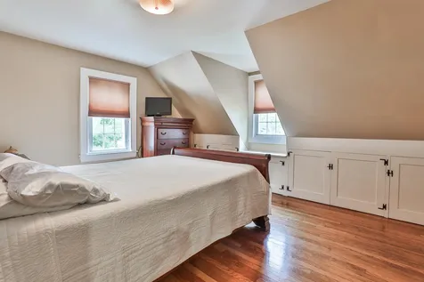 11 Towle Avenue Hampton NH 03842