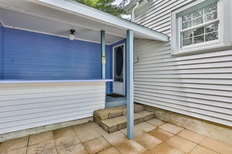 11 Towle Avenue Hampton NH 03842