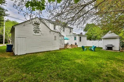 11 Towle Avenue Hampton NH 03842