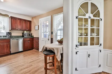 11 Towle Avenue Hampton NH 03842