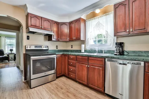 11 Towle Avenue Hampton NH 03842