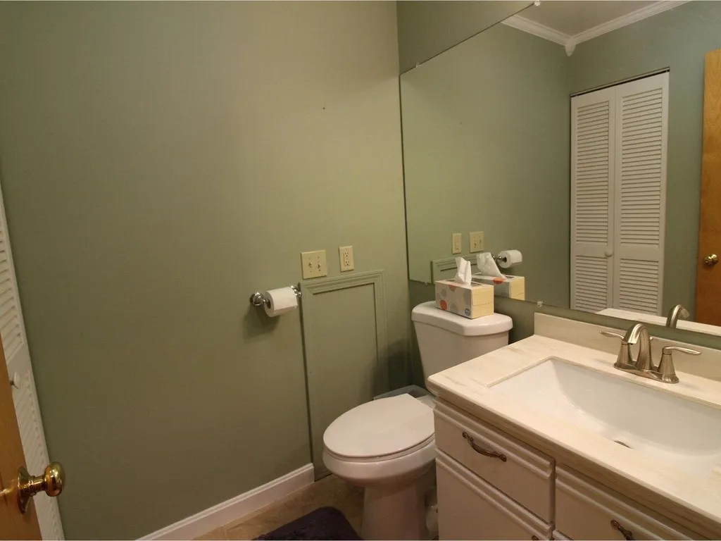35-37 Derway Drive Burlington VT 05408