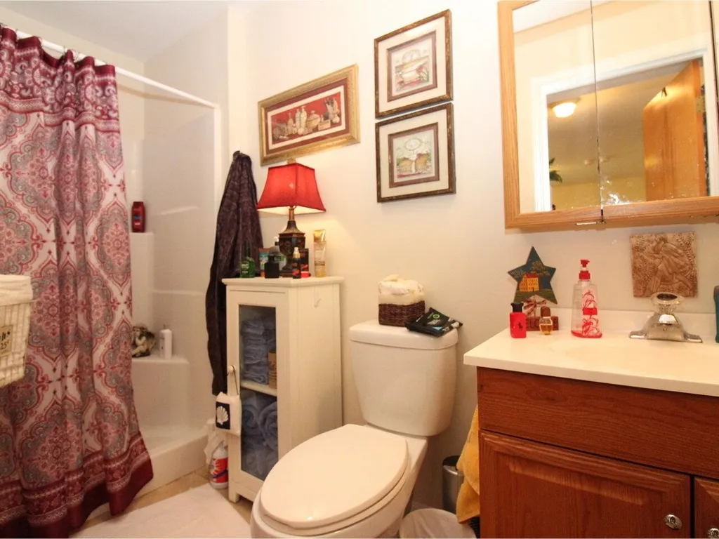 35-37 Derway Drive Burlington VT 05408