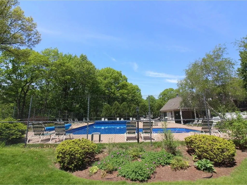 35-37 Derway Drive Burlington VT 05408