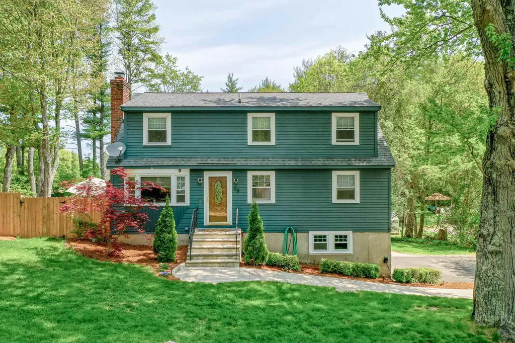 25 Birchwood Drive Derry NH 03038