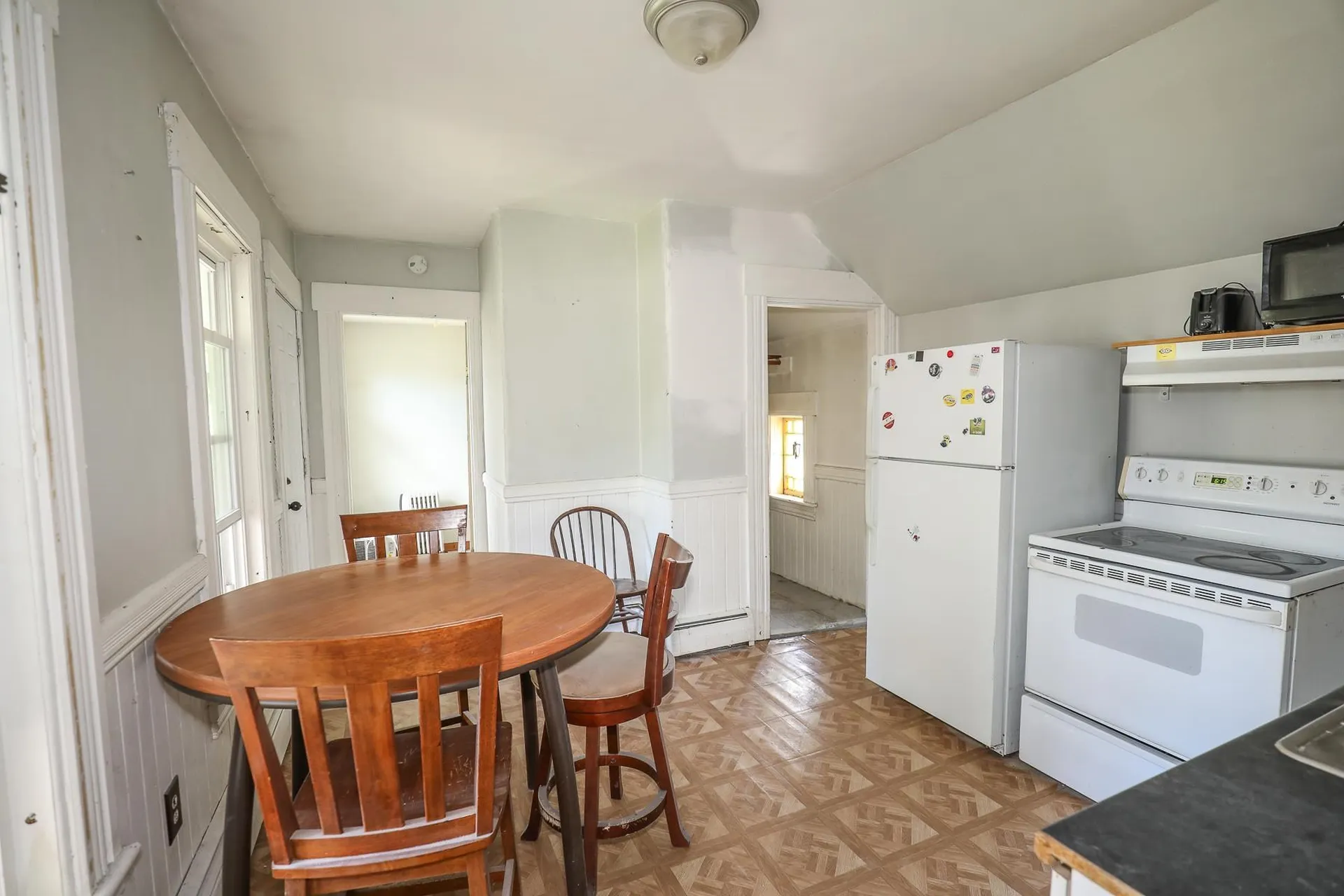 18 Bismark Street Manchester NH 03102