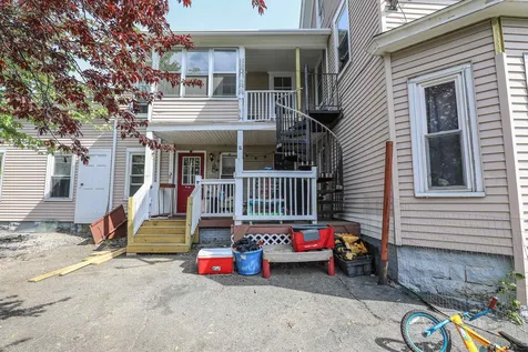 18 Bismark Street Manchester NH 03102