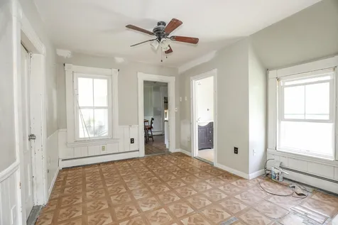 18 Bismark Street Manchester NH 03102