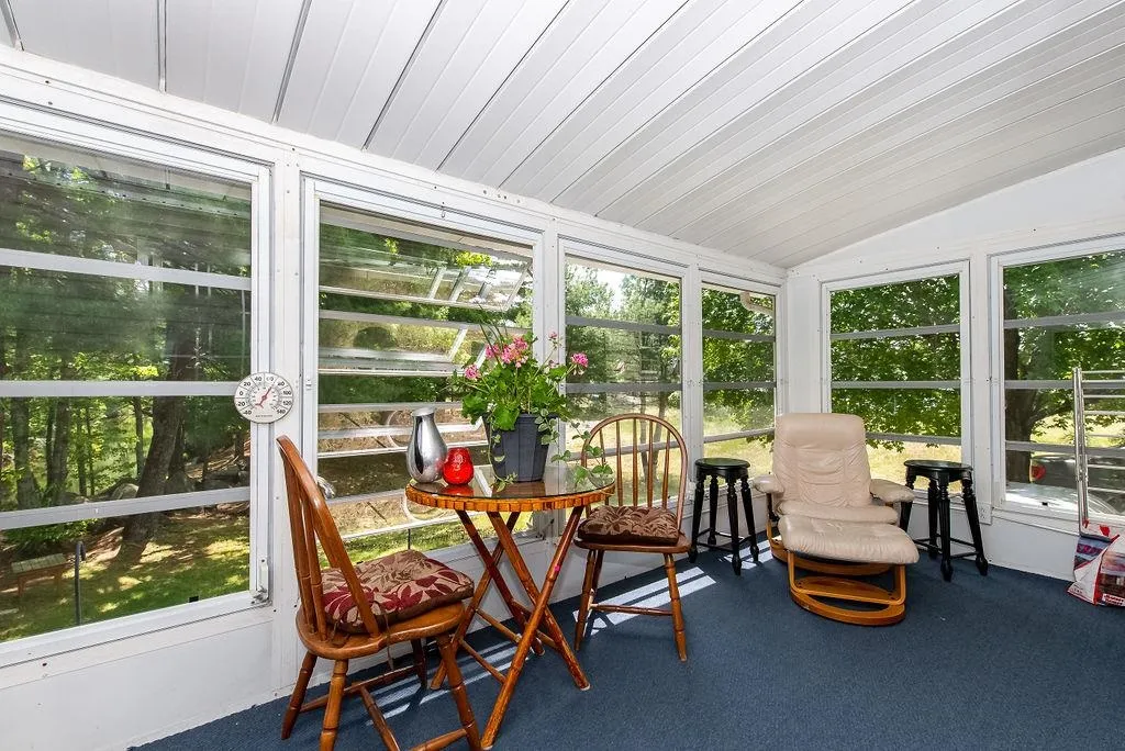29 Cherokee Way Rochester NH 03867