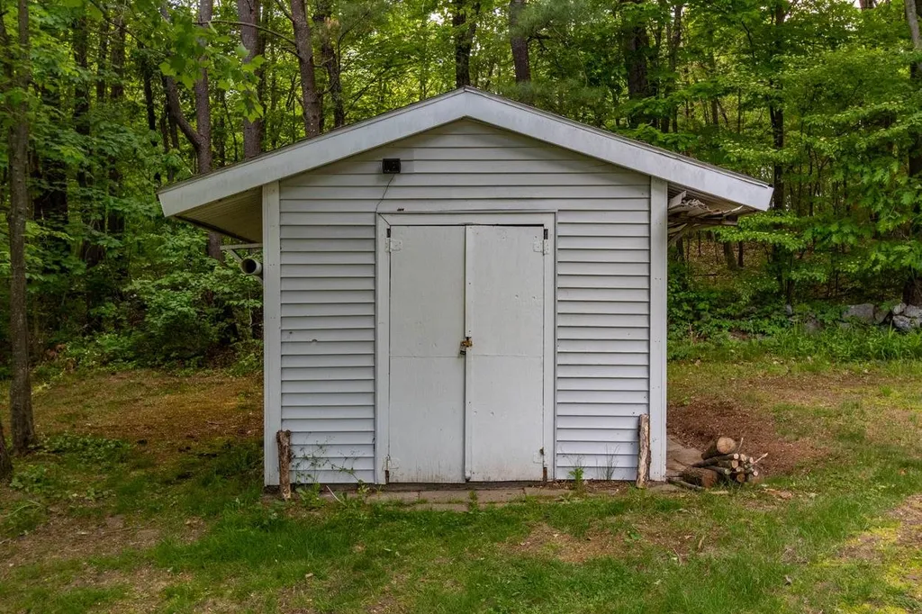 132 Smith Avenue Pembroke NH 03275