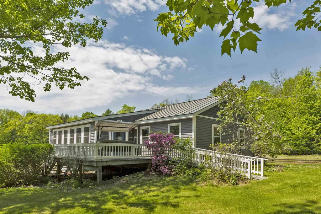 245 Center Of Town Road Plainfield NH 03770