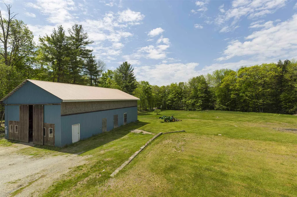 245 Center Of Town Road Plainfield NH 03770
