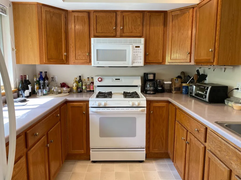 2 Sandcherry Way Hartford VT 05088