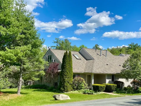 2 Sandcherry Way Hartford VT 05088