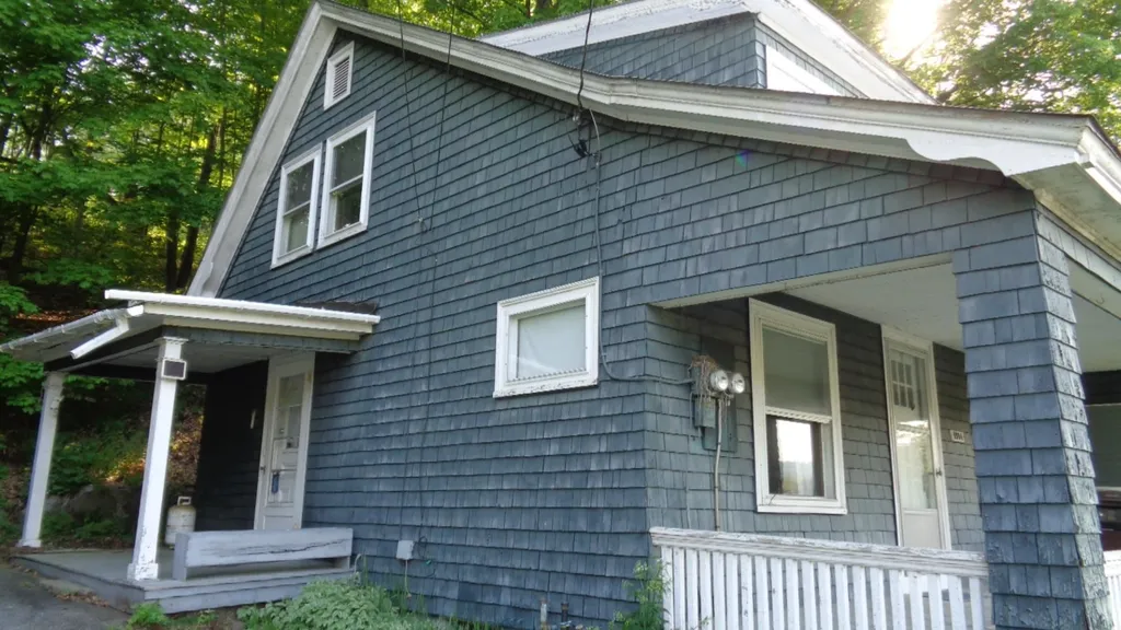 226 North Main Street Bethel VT 05032
