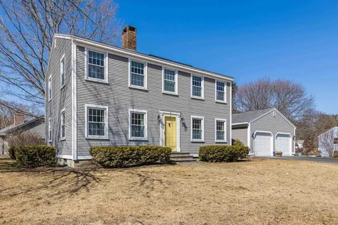 12 Perkins Place Hartford VT 05088