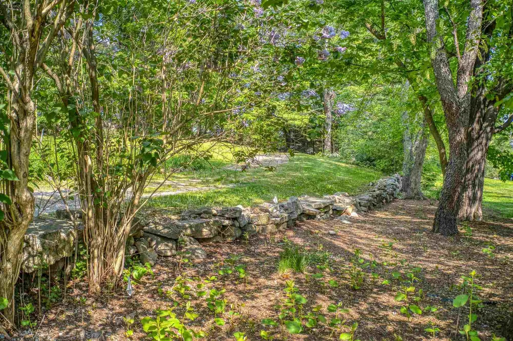 382 Boston Post Road Amherst NH 03031