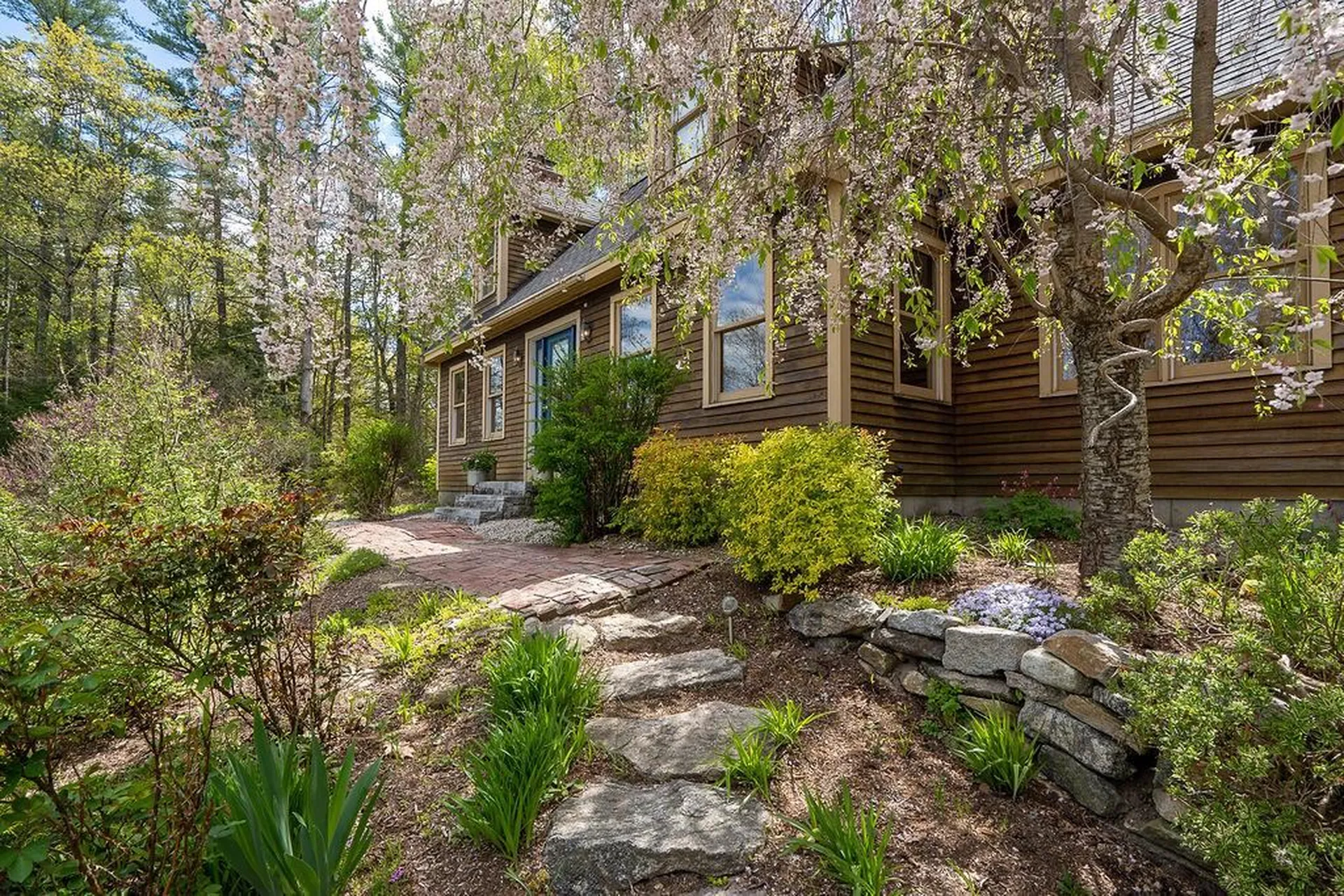 177 Hooksett Road Auburn NH 03032