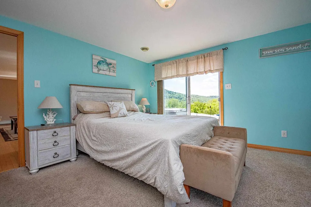 16 Clement Road New Hampton NH 03256