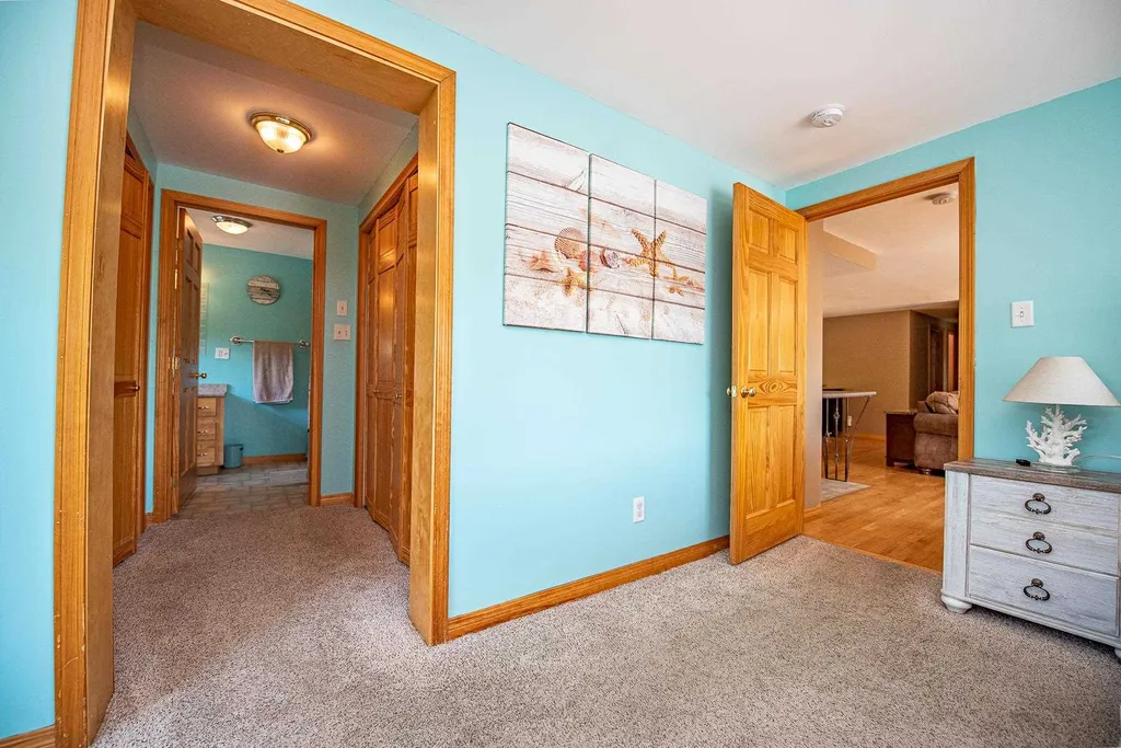 16 Clement Road New Hampton NH 03256