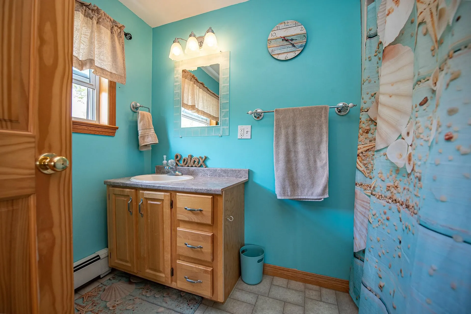 16 Clement Road New Hampton NH 03256