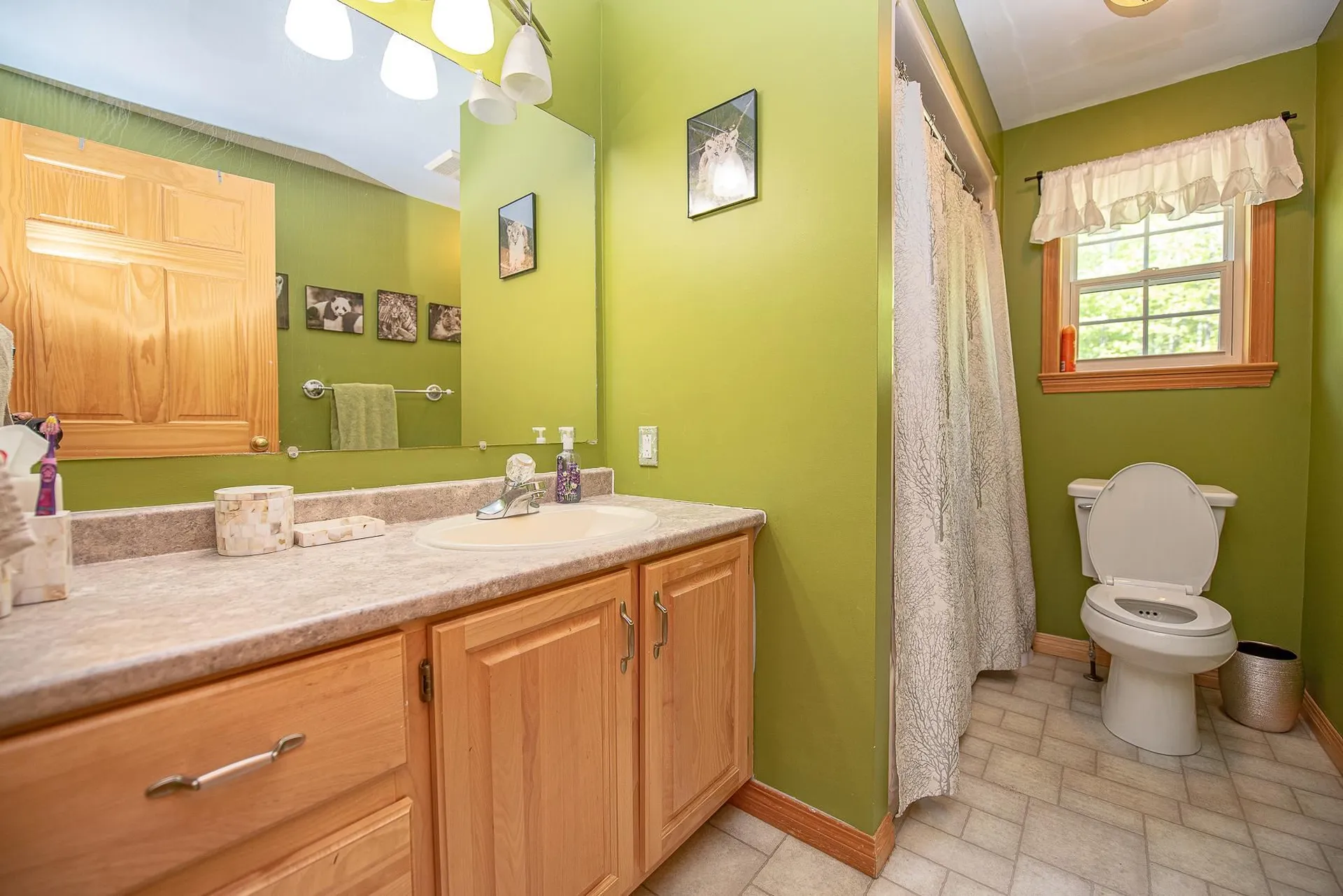 16 Clement Road New Hampton NH 03256