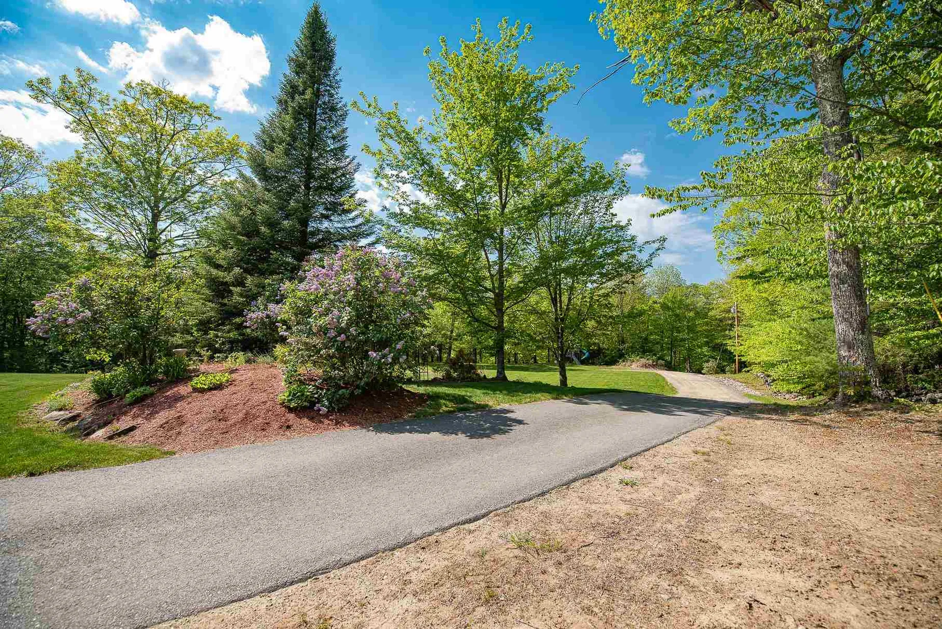 16 Clement Road New Hampton NH 03256