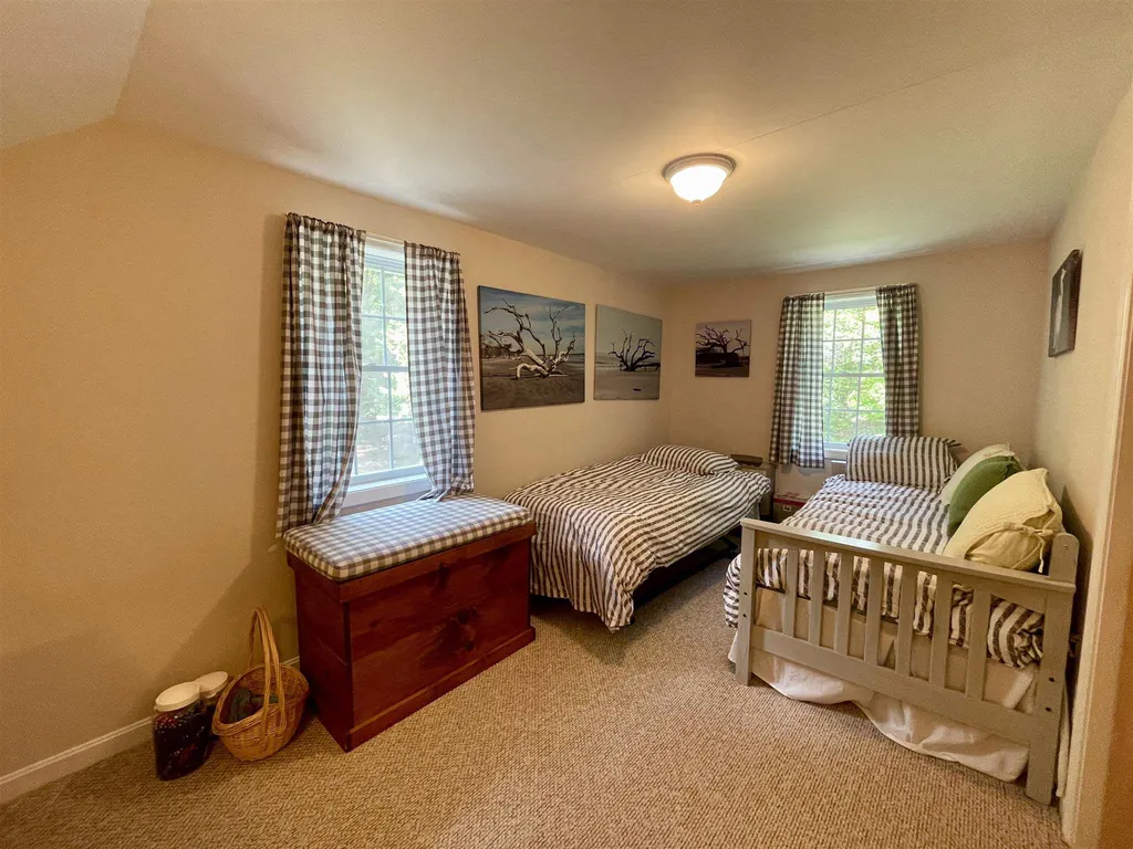 11 Jewell Road Wilmot NH 03287