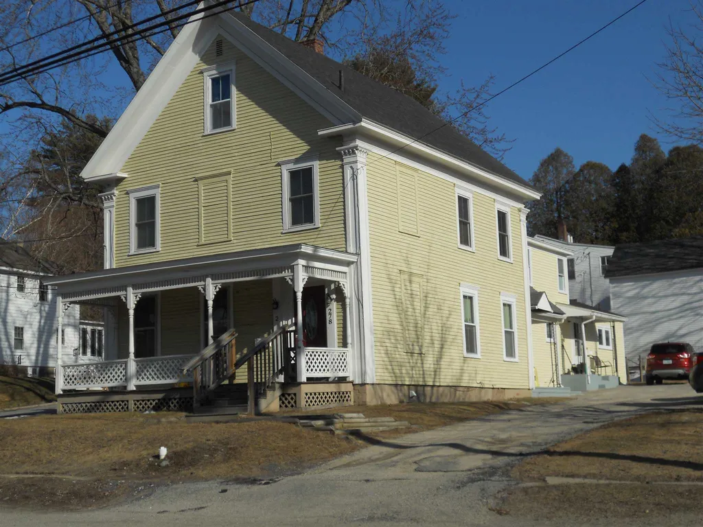 278 Pleasant Street Claremont NH 03743