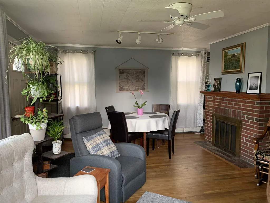 278 Pleasant Street Claremont NH 03743