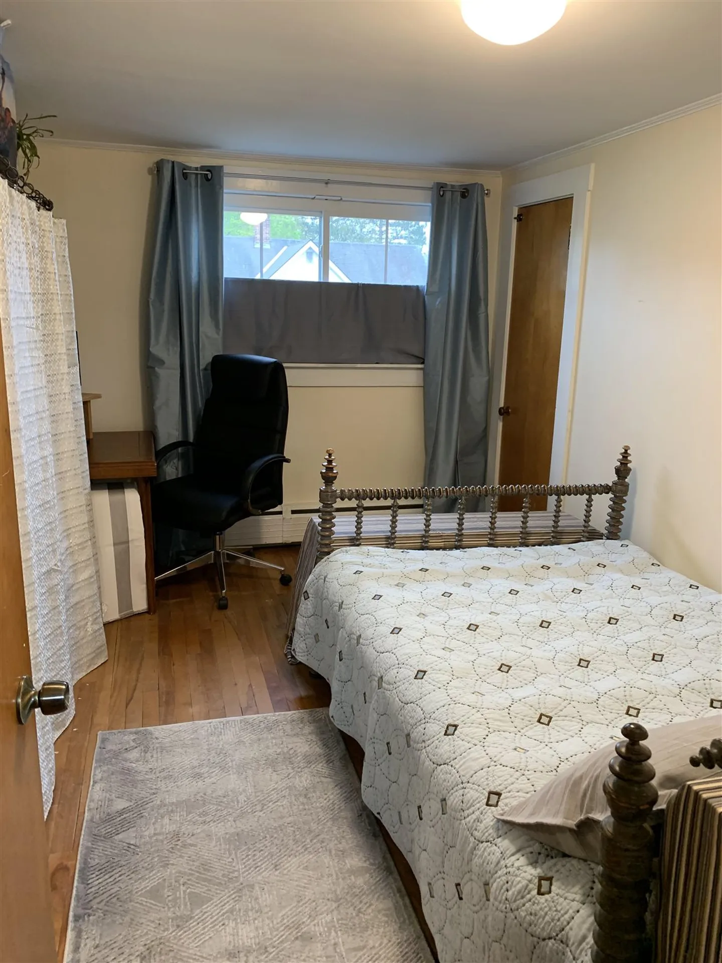 278 Pleasant Street Claremont NH 03743