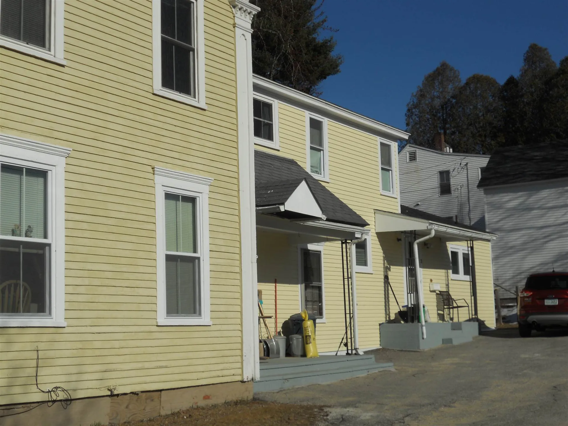 278 Pleasant Street Claremont NH 03743