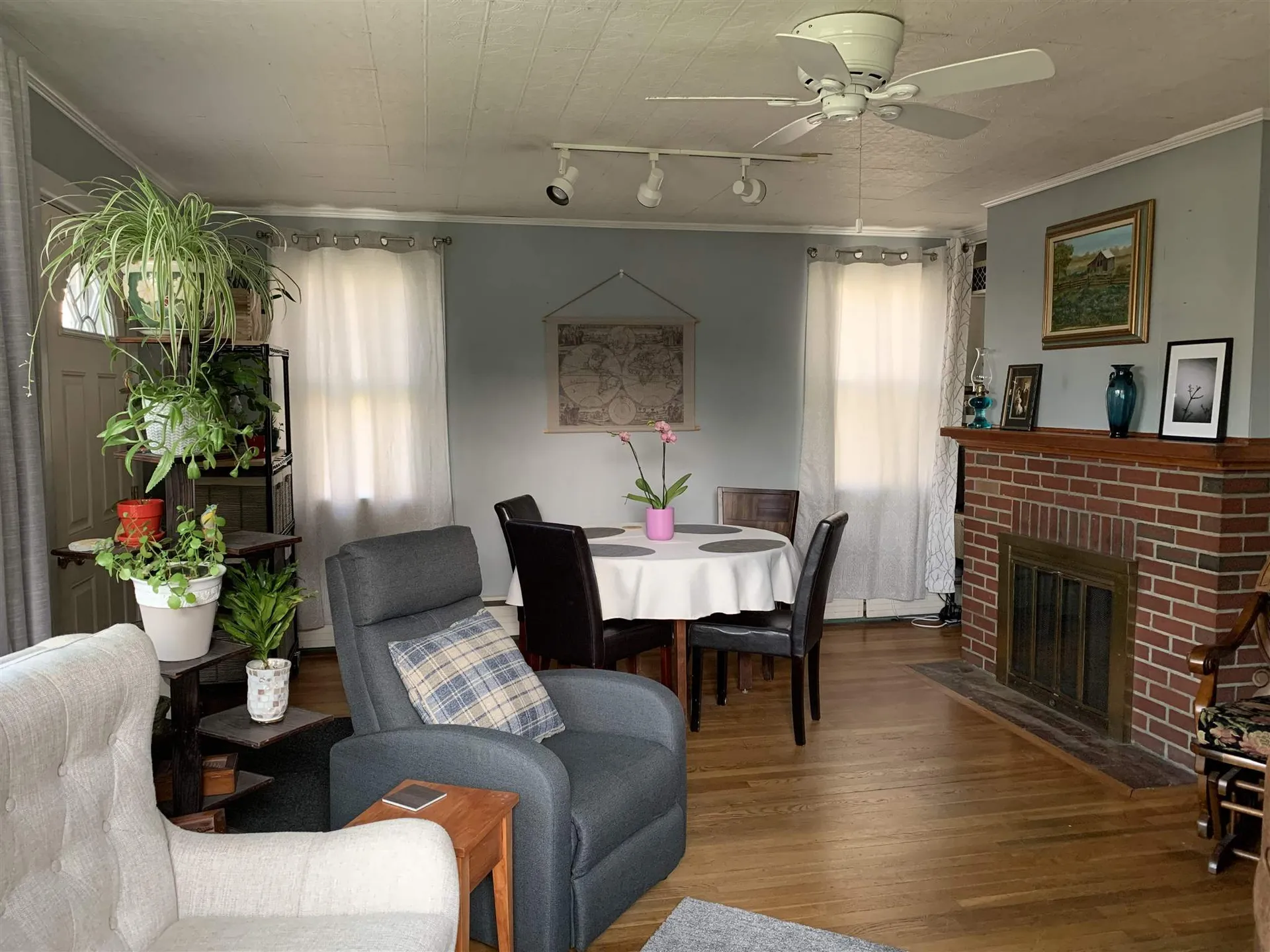 278 Pleasant Street Claremont NH 03743