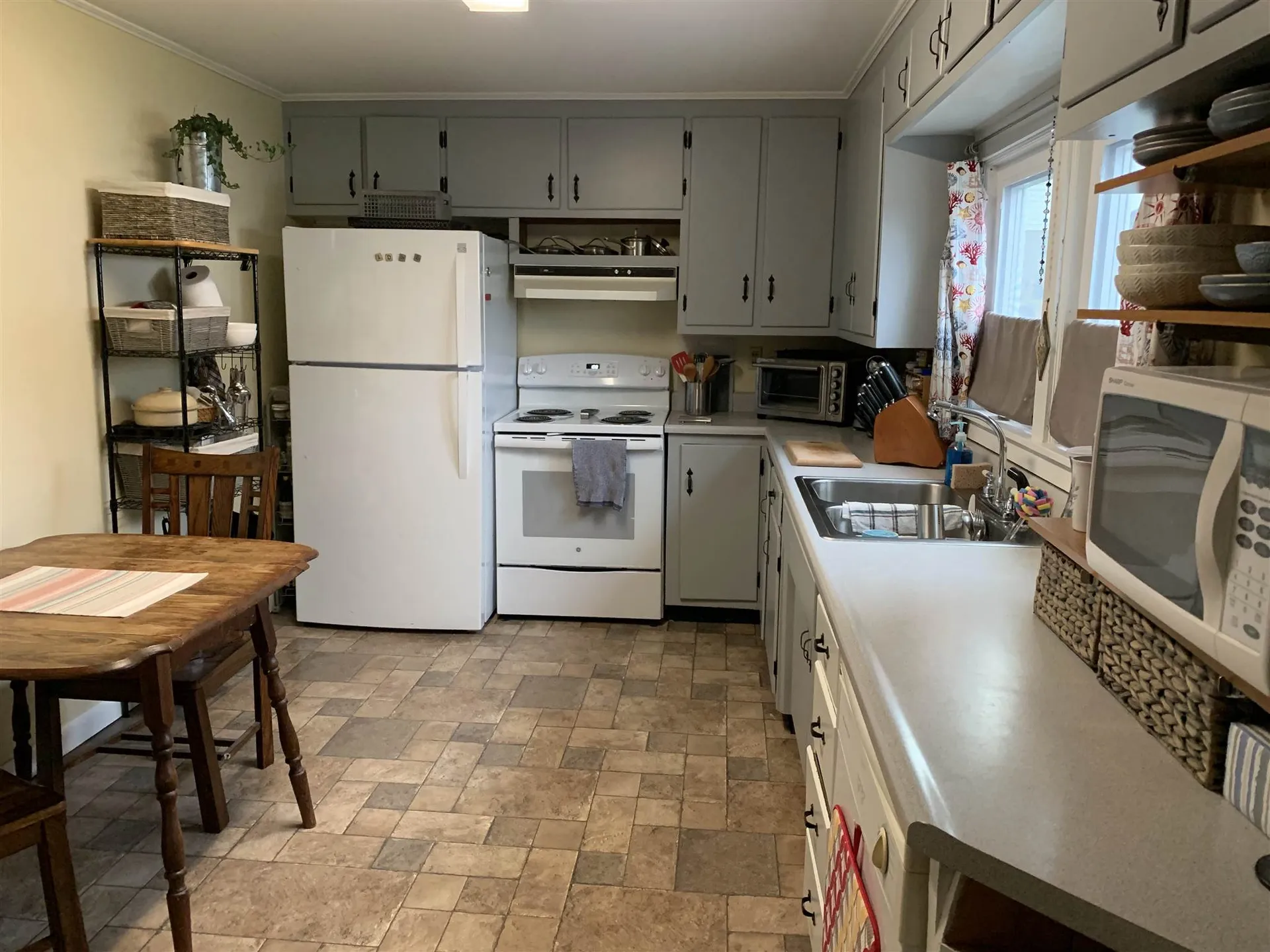 278 Pleasant Street Claremont NH 03743