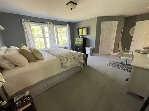 105 Waterlefe Way Colchester VT 05446