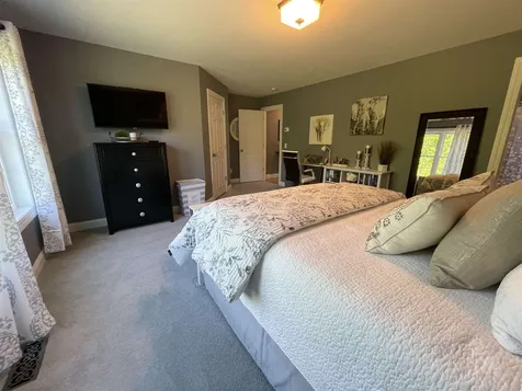 105 Waterlefe Way Colchester VT 05446