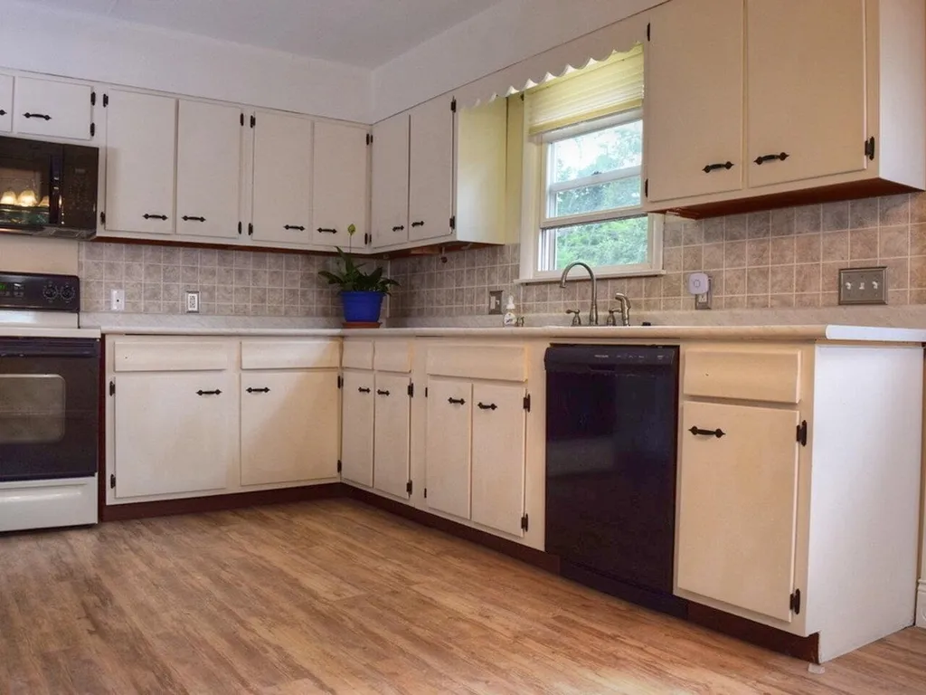 148 Laplatte Circle Shelburne VT 05482
