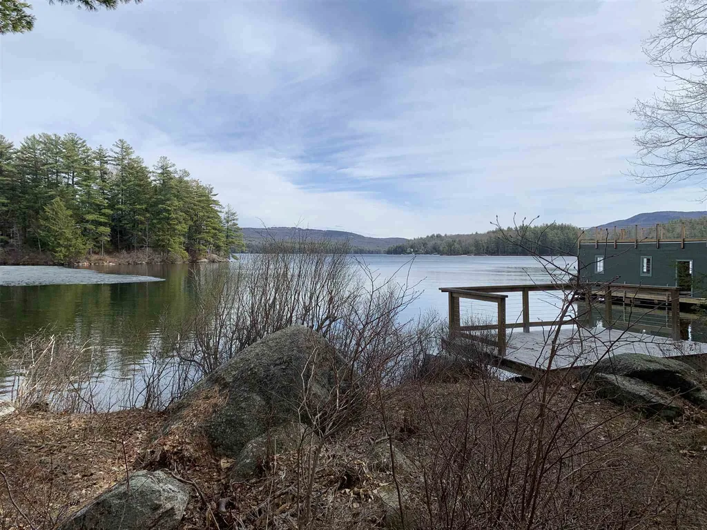 55 Burkehaven Lane Sunapee NH 03782