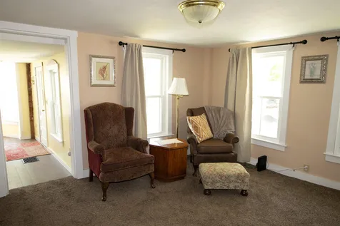 13 Commonwealth Avenue Ludlow VT 05149