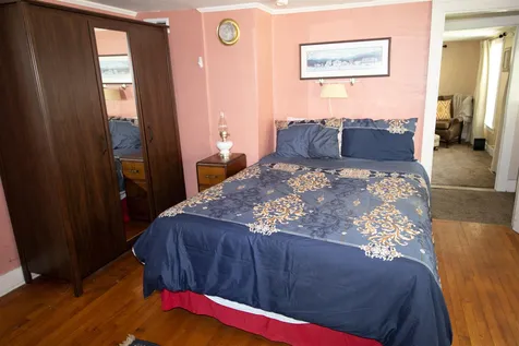13 Commonwealth Avenue Ludlow VT 05149