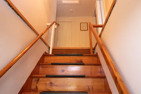 13 Commonwealth Avenue Ludlow VT 05149