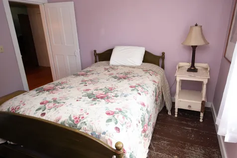 13 Commonwealth Avenue Ludlow VT 05149