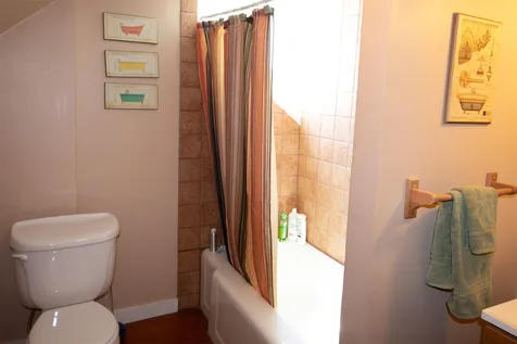 13 Commonwealth Avenue Ludlow VT 05149