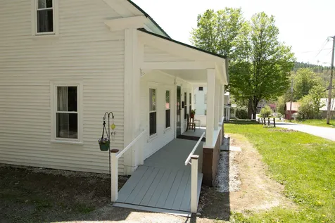 13 Commonwealth Avenue Ludlow VT 05149