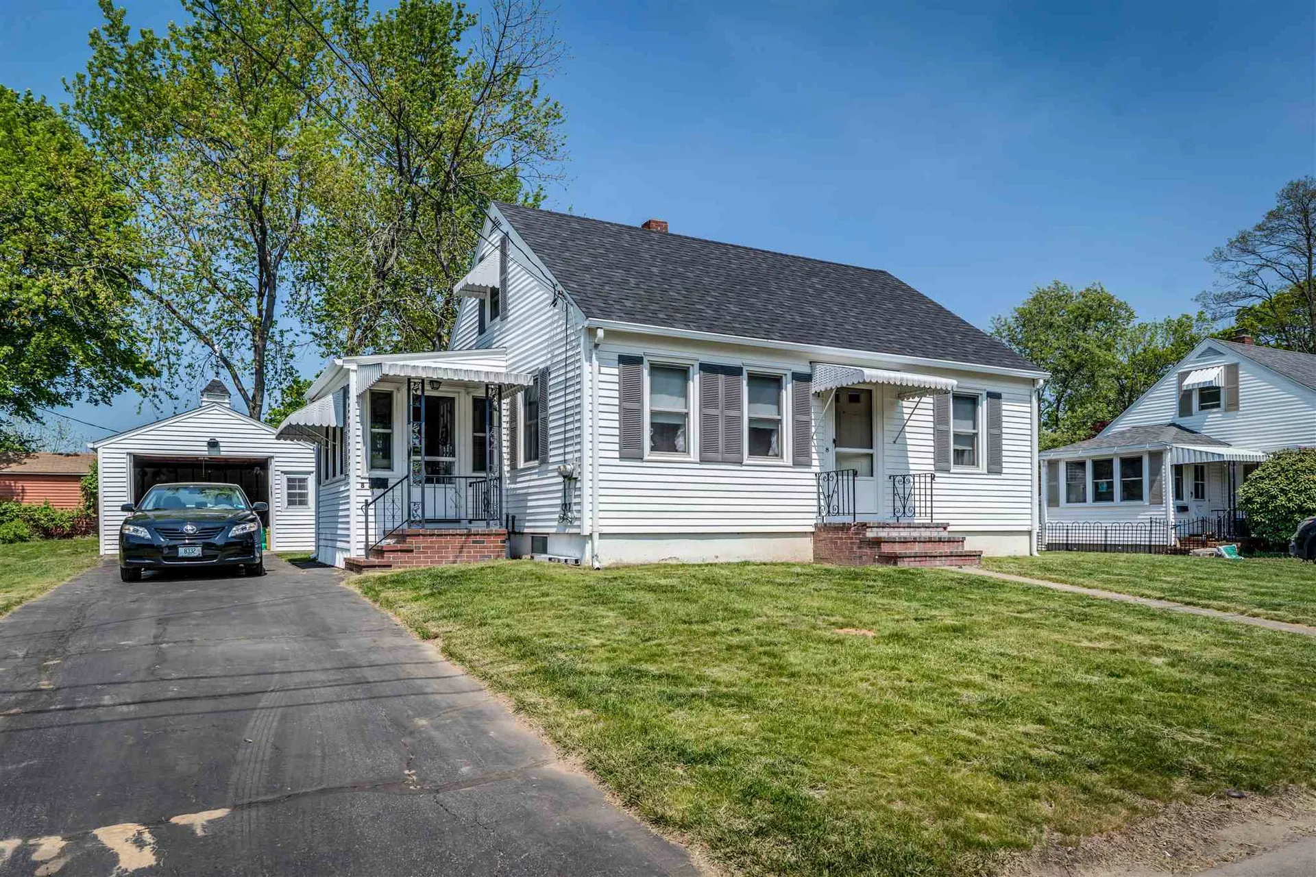 8 Elmview Circle Dover NH 03820-4110